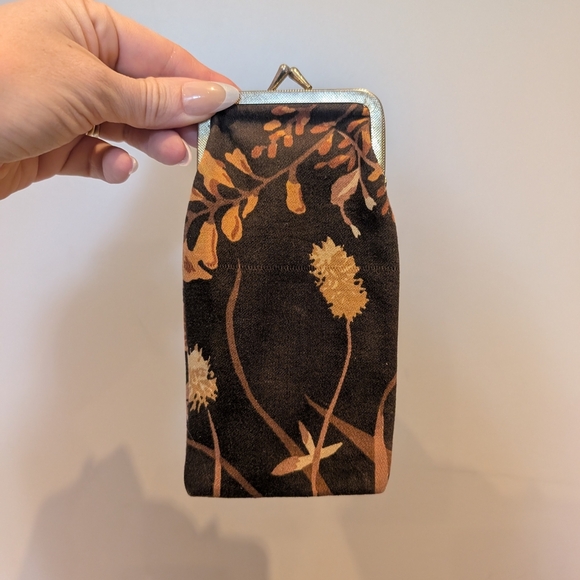 Floral Brown Clutch Bag - Picture 7 of 7